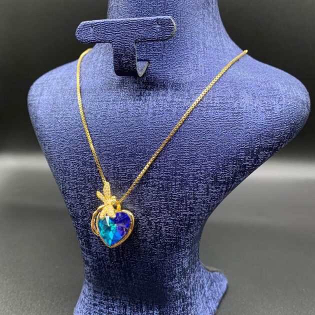 collier Swarovski m02