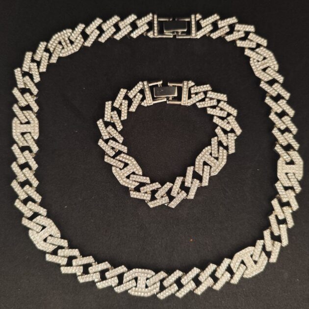 collier + bracelet acier 2026